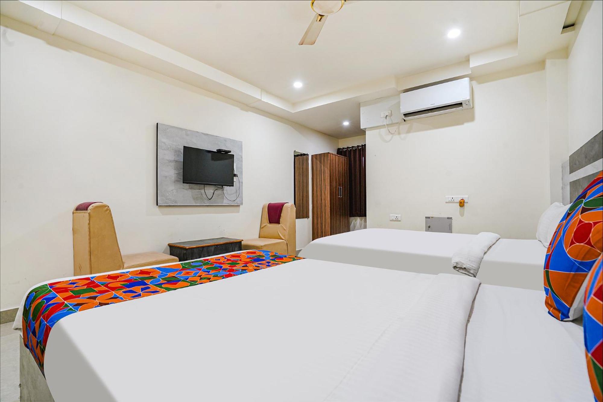 Fabhotel Ambika Elite Buckinghampet Екстер'єр фото