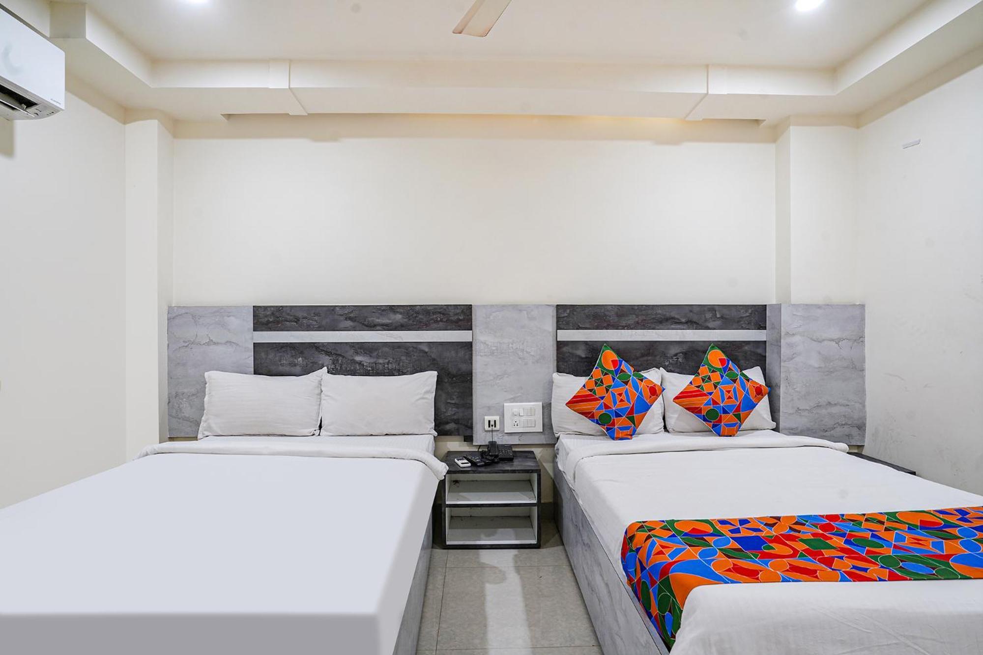 Fabhotel Ambika Elite Buckinghampet Екстер'єр фото