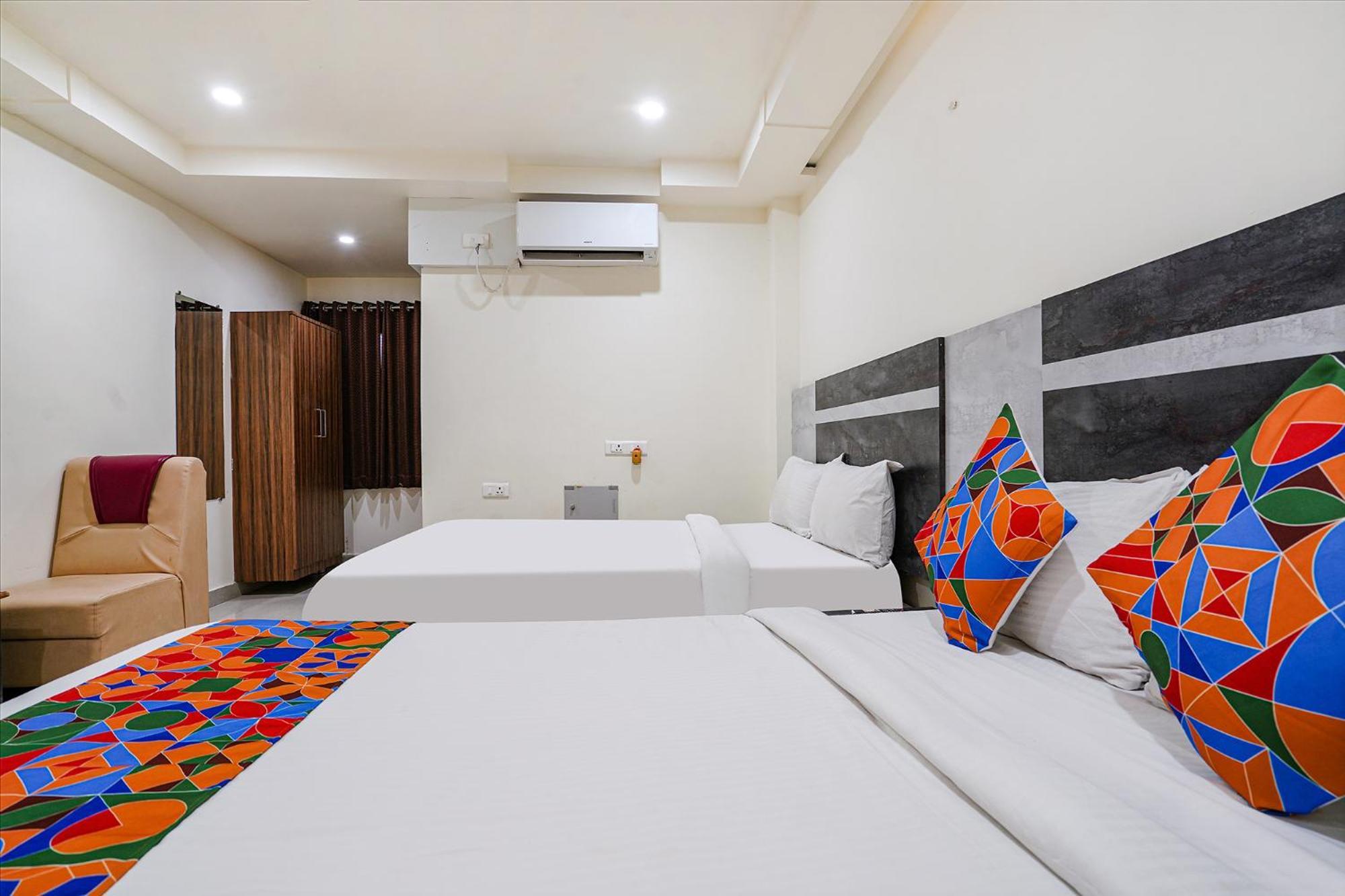 Fabhotel Ambika Elite Buckinghampet Екстер'єр фото